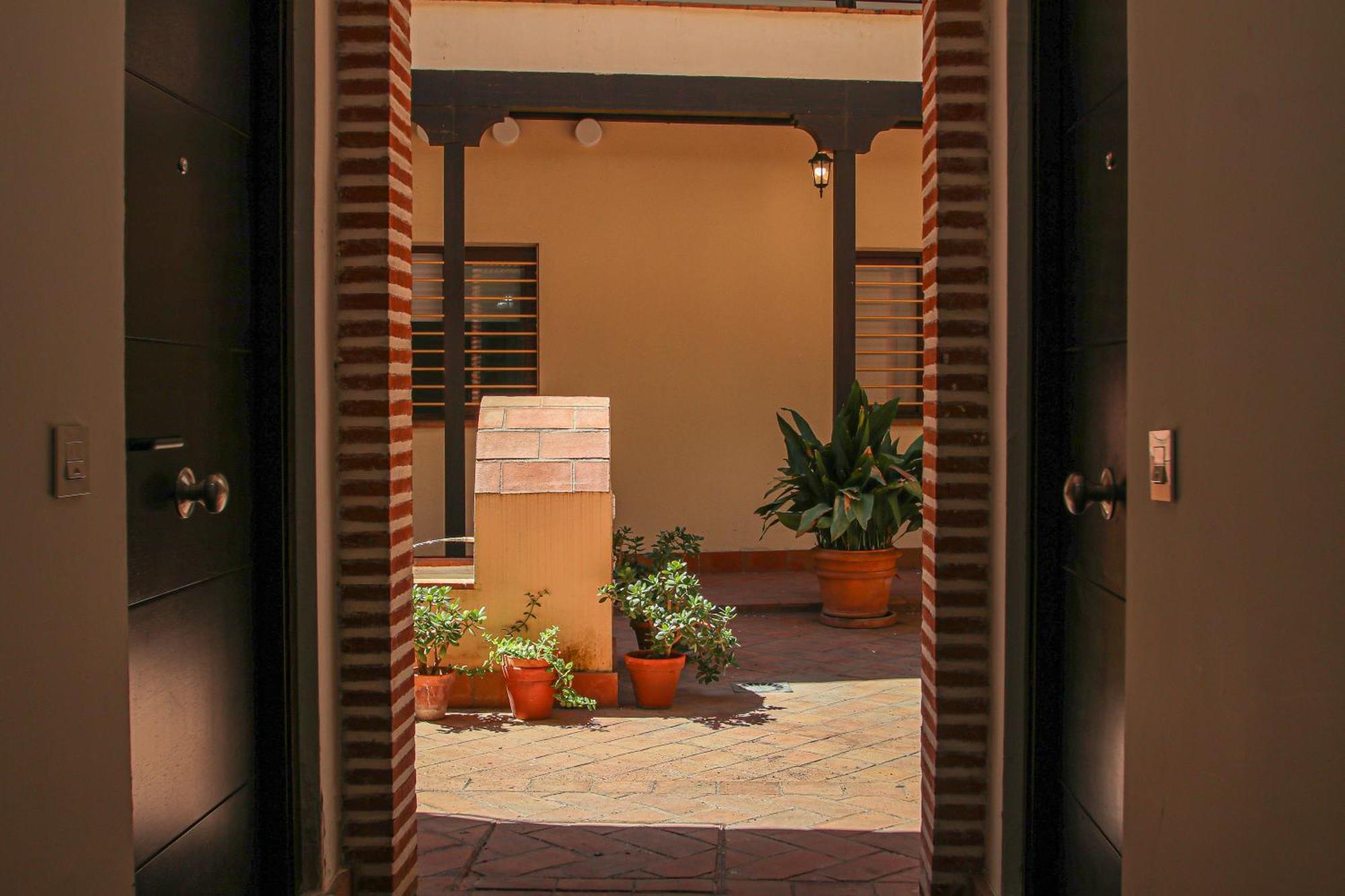 Charming Apt In The Center - 10M Walk Isla Magica Sevilla Eksteriør billede